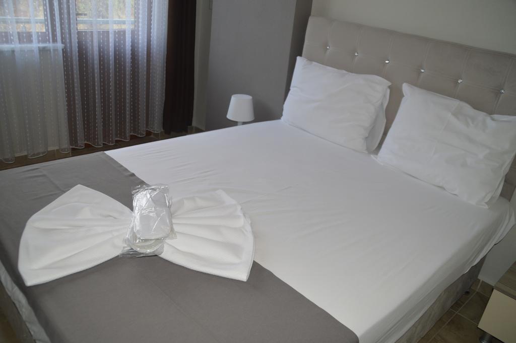 Hotel Hugo Altınoluk Exteriör bild